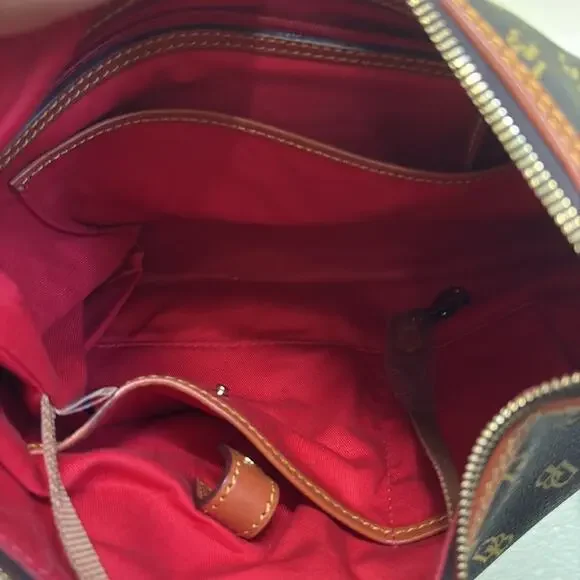 Dooney & Bourke hobo adjustable strap shoulder bag - Picture 6 of 8